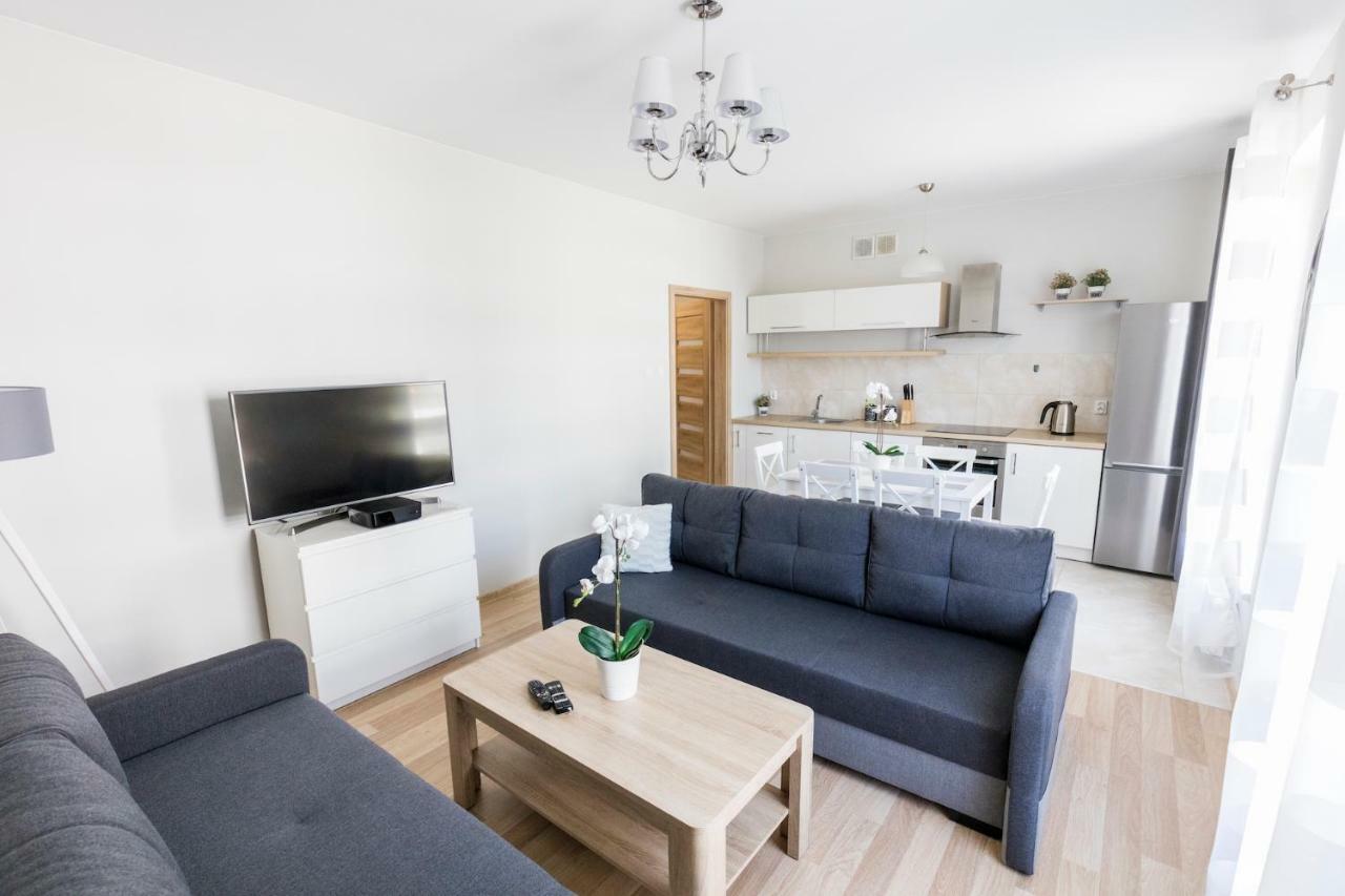 Apartment 3d *